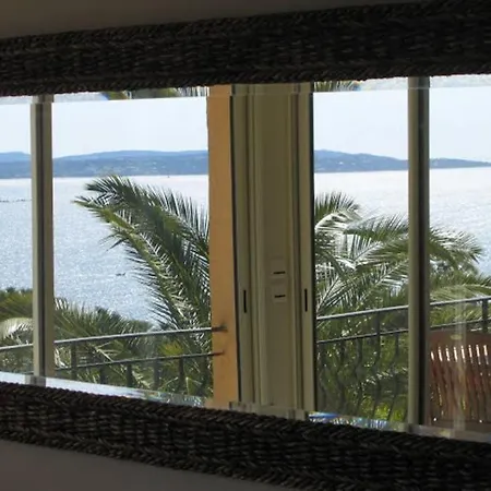 Lou Pei 2 Superbe Vue Piscine Chauffee 10x5m Version 3ch 3sdb ヴィラ