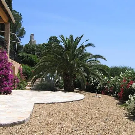 Lou Pei 2 Superbe Vue Piscine Chauffee 10x5m Version 3ch 3sdb Les Issambres
