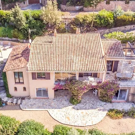 Lou Pei 2 Superbe Vue Piscine Chauffee 10x5m Version 3ch 3sdb ヴィラ