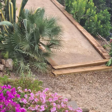 Lou Pei 2 Superbe Vue Piscine Chauffee 10x5m Version 3ch 3sdb *